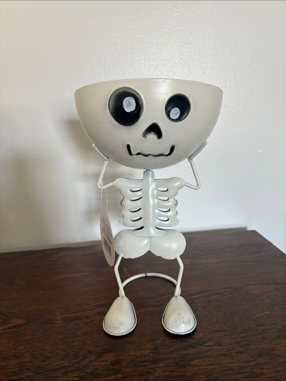 NWT- White Skeleton Man Metal Halloween Candy Bowl Decorative Stand